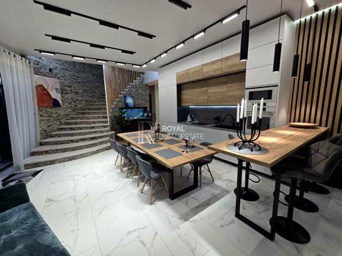 дом по адресу Стежки ул.