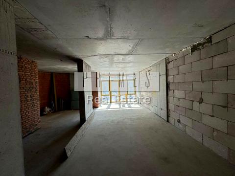 комерційна за адресою Юрія Кондратюка вул., 5