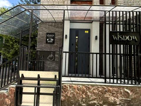 комерційна за адресою Петра Панча вул., 13