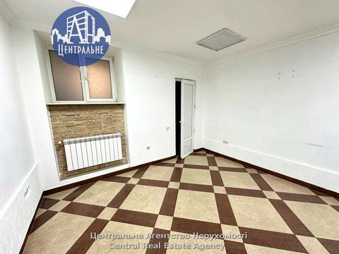 комерційна за адресою Гоголя вул., 1
