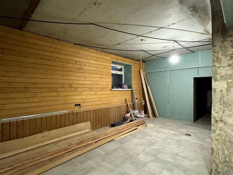 комерційна за адресою Січеславська Набережна вул., 27