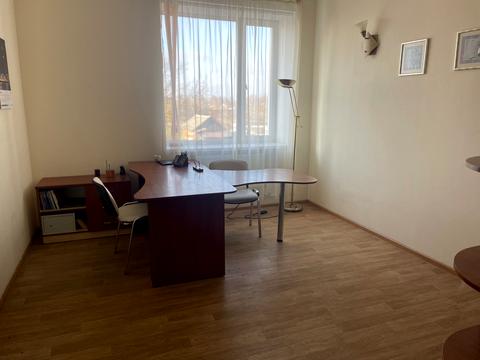 комерційна за адресою Радянска, 135а