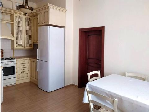 квартира за адресою Сергія Єфремова вул., 7