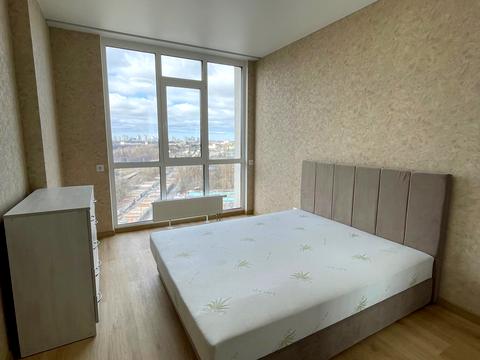 квартира за адресою Любомира Гузара просп. (Космонавта Комарова), 11