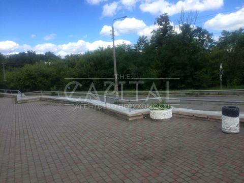 комерційна за адресою Лук'янівська вул., 1