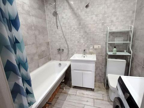 квартира по адресу Анатолия Лабунского ул., 4
