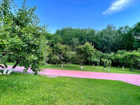 будинок за адресою с. Нові Безрадичі, Тиханська