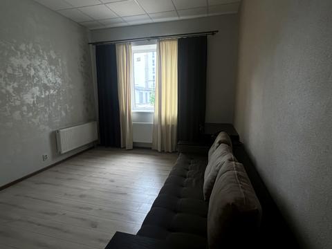 квартира за адресою Героїв Крут вул., 10