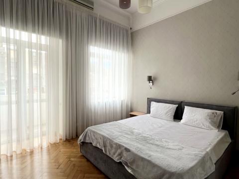 квартира за адресою Толстого Льва пл., 4