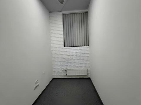 комерційна за адресою Хрещатик вул. (Kreschatic), 19а