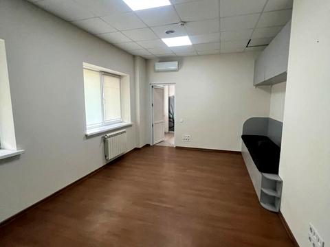 коммерческая по адресу Володимира Мономаха ул. (Московська), 17А