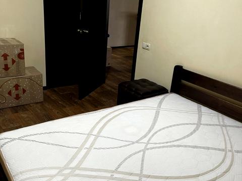 квартира за адресою Владислава Бувалкіна вул., 44