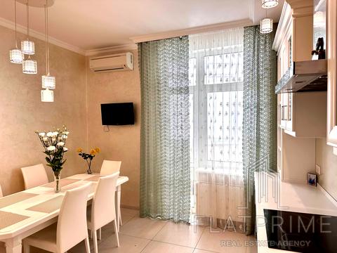 квартира по адресу Златоустовская ул., 52