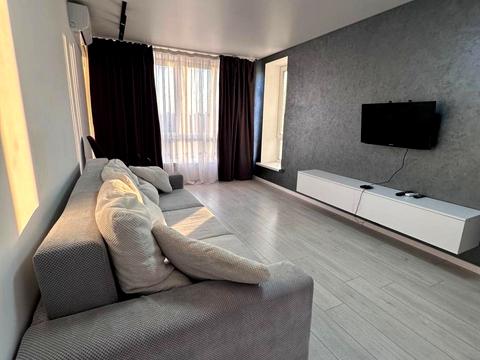 квартира за адресою Івана Миколайчука вул. (Серафимовича), 17