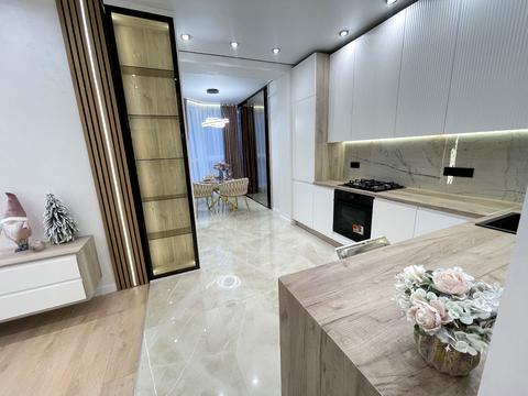 квартира по адресу Радісна, 6