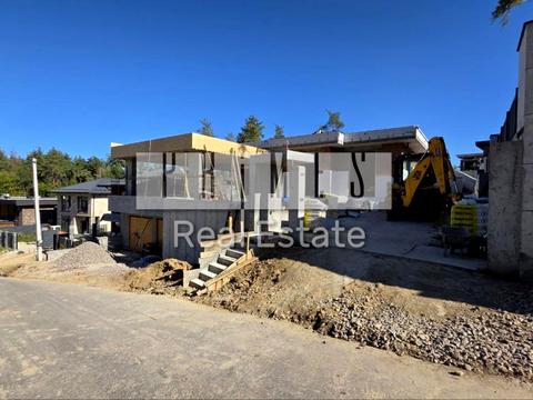 будинок за адресою Анни Ярославни вул.