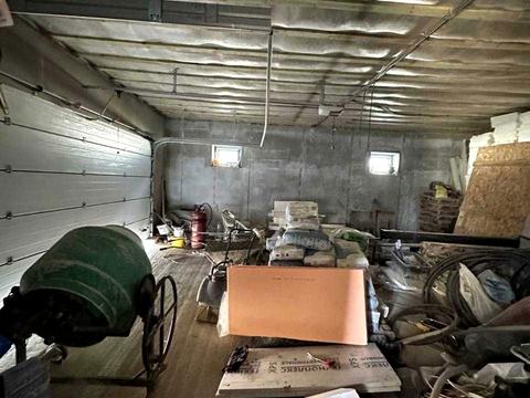 будинок за адресою Приозерна вул.