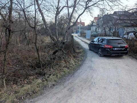 участок по адресу Забава ул.