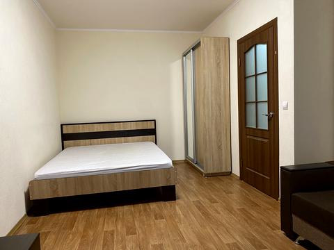 квартира за адресою Бориса Гмирі вул., 12-Б