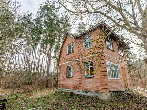 будинок за адресою Центральна, 1