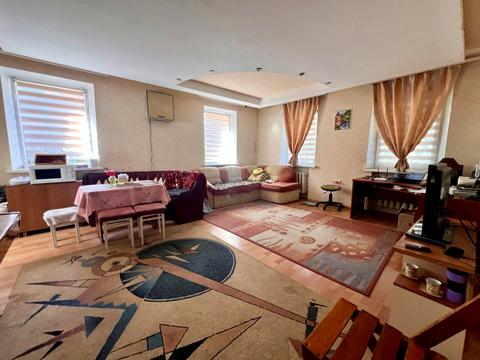 будинок за адресою Катерини Мессарош вул. (Пеліна)