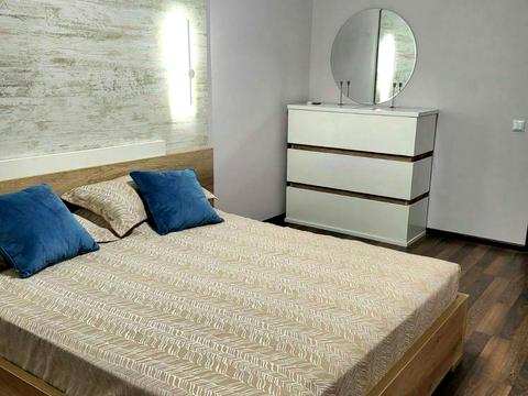 квартира за адресою Регенераторна вул., 4 к17