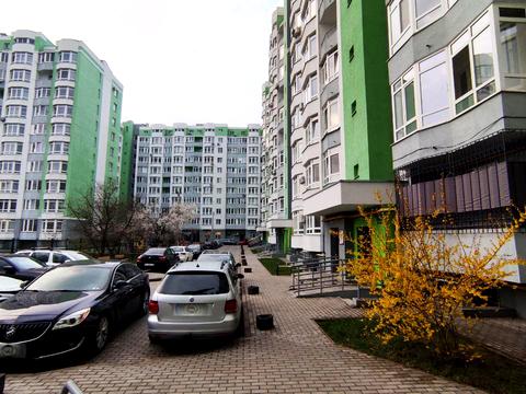 квартира за адресою Івана Величковського вул., 1а