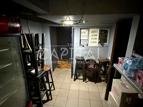 комерційна за адресою Мала Житомирська вул., 1