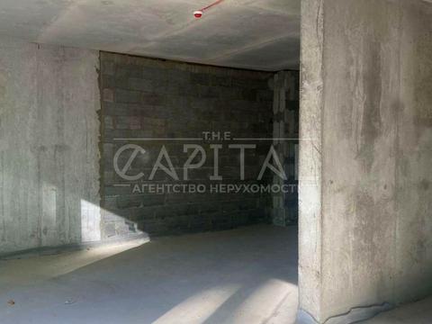 коммерческая по адресу Любомира Гузара просп. (Космонавта Комарова), 1