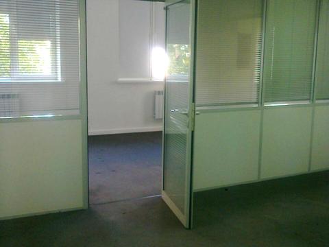 комерційна за адресою Варязький пров., 4-В