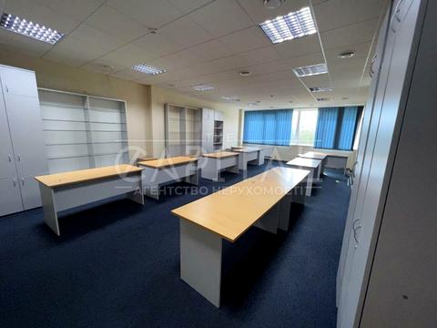 комерційна за адресою Ділова вул. (Димитрова), 5-Б