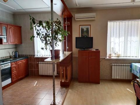 будинок за адресою Центральна