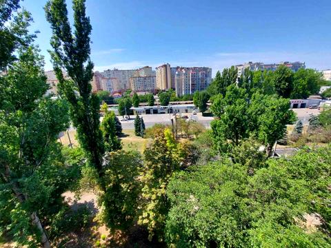 квартира за адресою Небесної Сотні просп. (Маршала Жукова), 79а