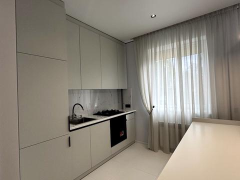 квартира за адресою Грушевського вул., 7