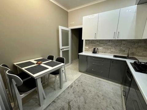 квартира за адресою Августина Волошина вул., 3