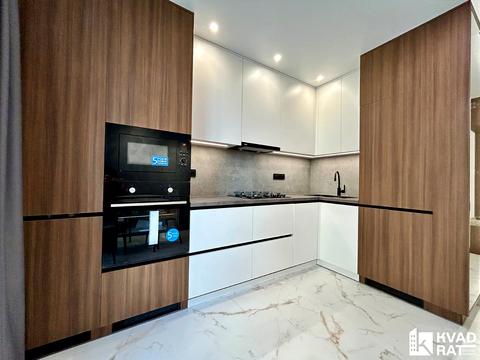 квартира за адресою Юліана Пелеша вул., 3