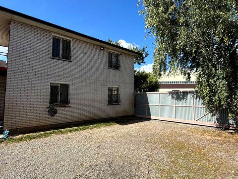 комерційна за адресою Промислова вул., 4