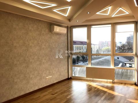 комерційна за адресою Казимира Малевича вул. (Боженка), 89