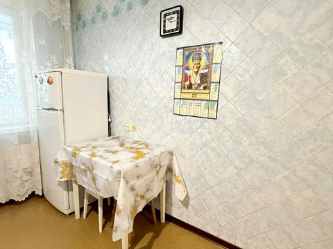 квартира за адресою Червоної Калини просп. (Володимира Маяковського), 95