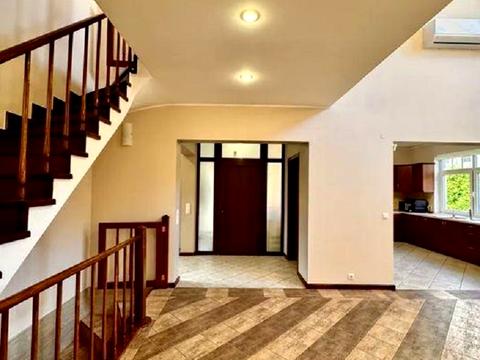 будинок за адресою Крутогірна вул., 52