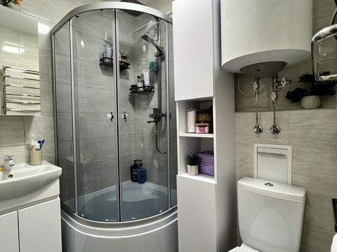 квартира за адресою Богдана Хмельницького просп. (Героїв Сталінграда), 108-А