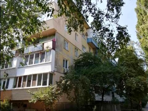 квартира за адресою Зодчих вул., 6-А