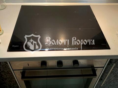 квартира за адресою Миколи Ушакова вул., 1-Б