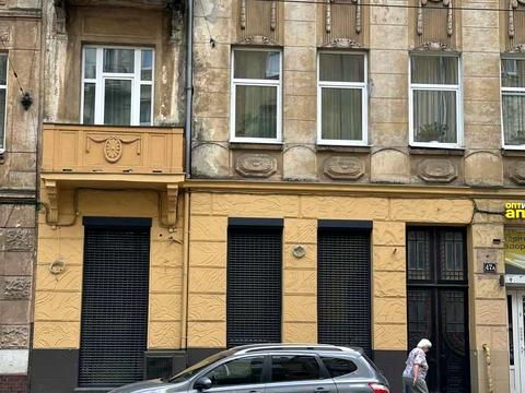 коммерческая по адресу Степана Бандери вул., 47