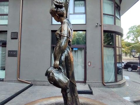 квартира по адресу Французский бульв., 13а
