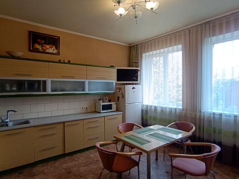 будинок за адресою Самоцвітна вул. (Сахалінська)