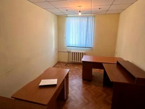 комерційна за адресою Прохоровська вул., 17