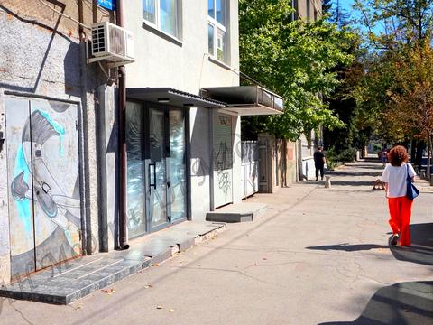 коммерческая по адресу Манзера, 2