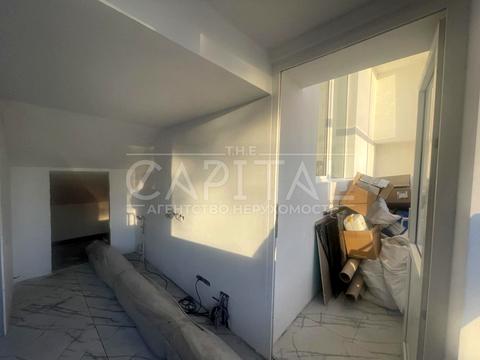 комерційна за адресою Володимира Івасюка просп. (Героїв Сталінграду), 4