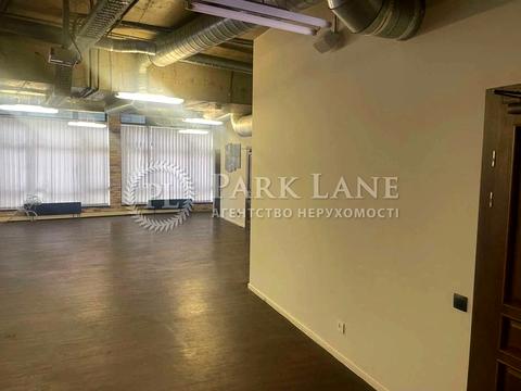 комерційна за адресою Євгена Коновальця вул. (Щорса), 12